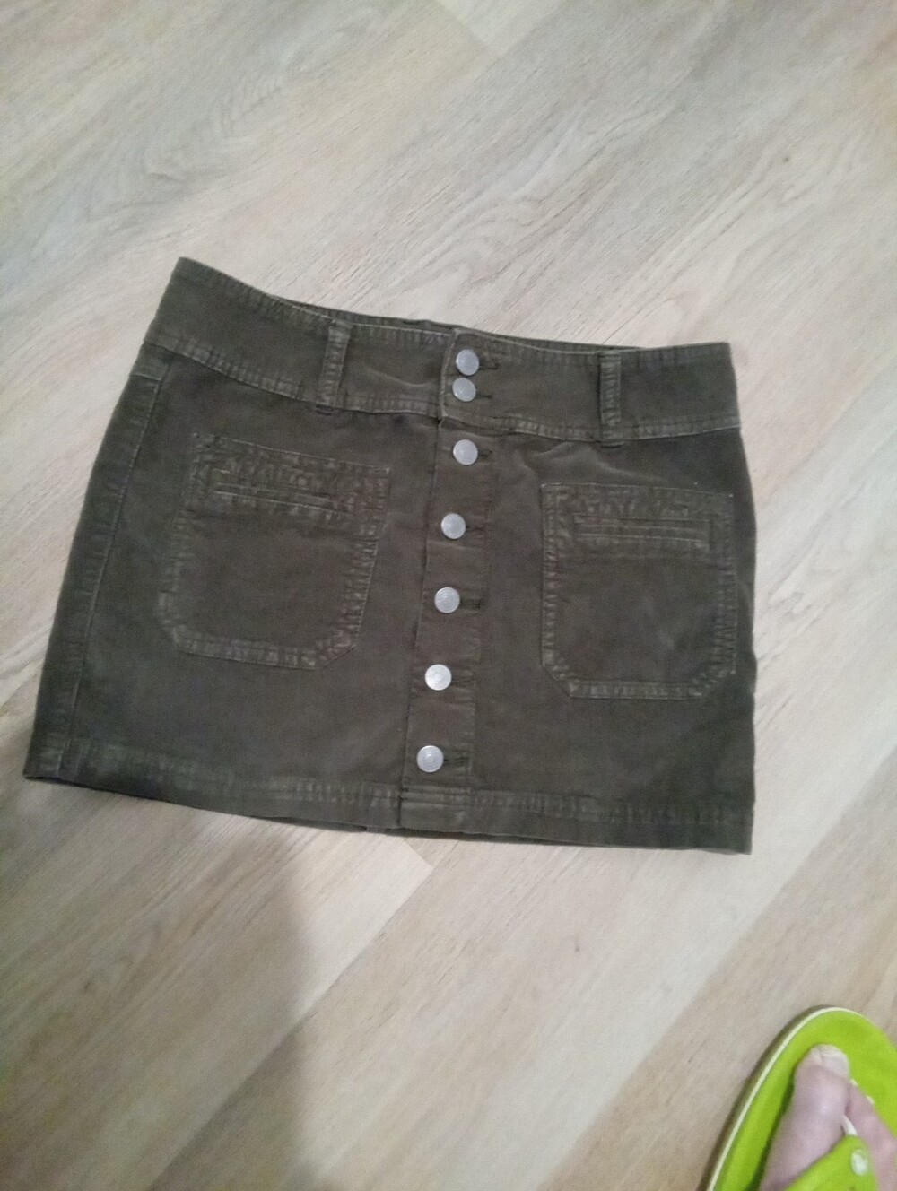 We The Free Size 27 (4) Button-Front Olive Green Corduroy Mini Skirt